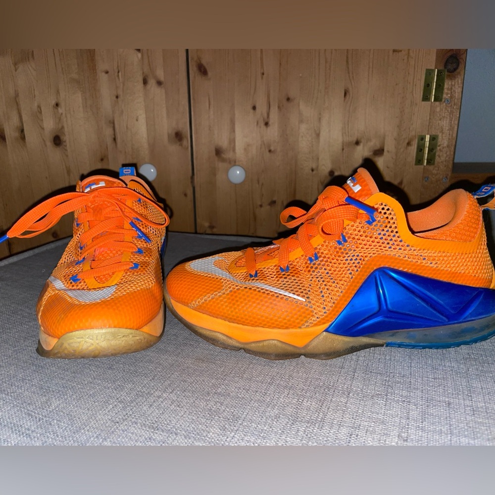Nike LeBron 12 Low
Cavs Classic size 6Y